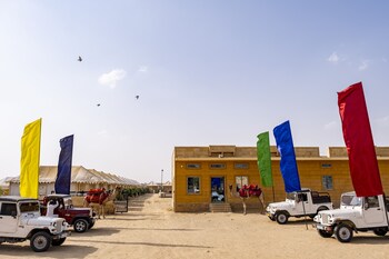 sunrise desert resort