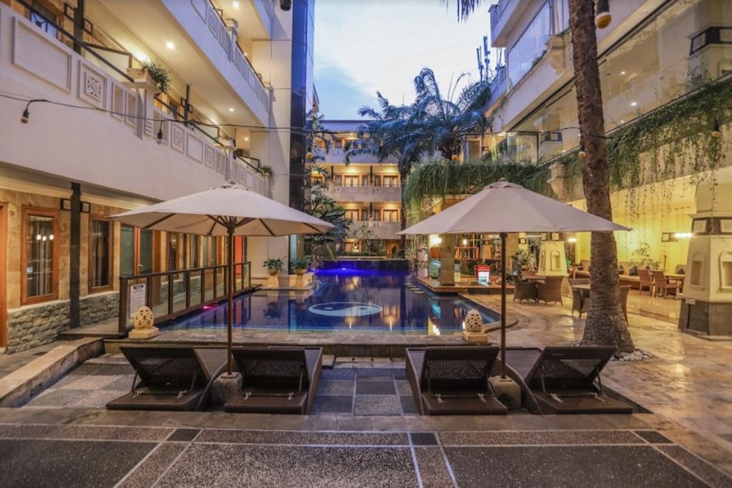 famous hotel kuta