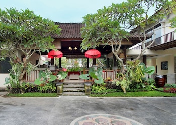putri ayu cottages