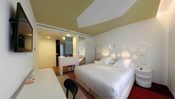 room mate pau barcelona