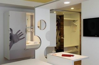 room mate pau barcelona