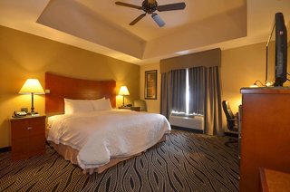 hampton inn bryant