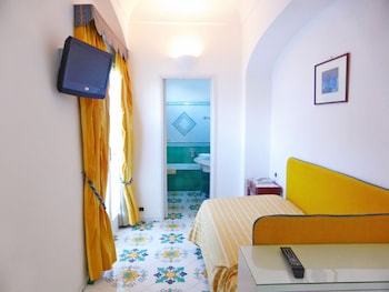 gatto bianco hotel and spa