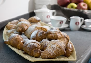 gatto bianco hotel and spa