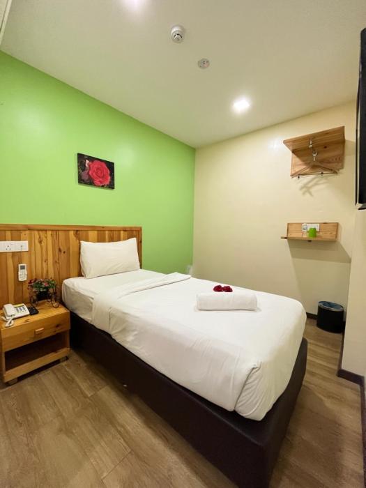 oyo 328 apple hotel shah alam