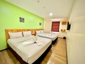 oyo 328 apple hotel shah alam