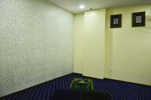 oyo 328 apple hotel shah alam