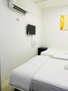 h hotel