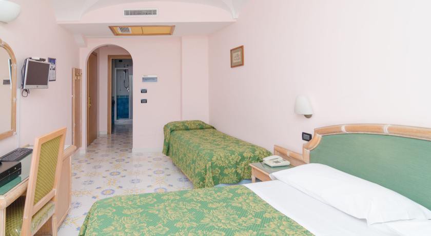 hotel saint raphael