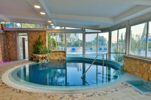 hotel saint raphael