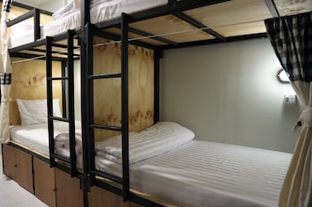 the neighbors hostel adults only