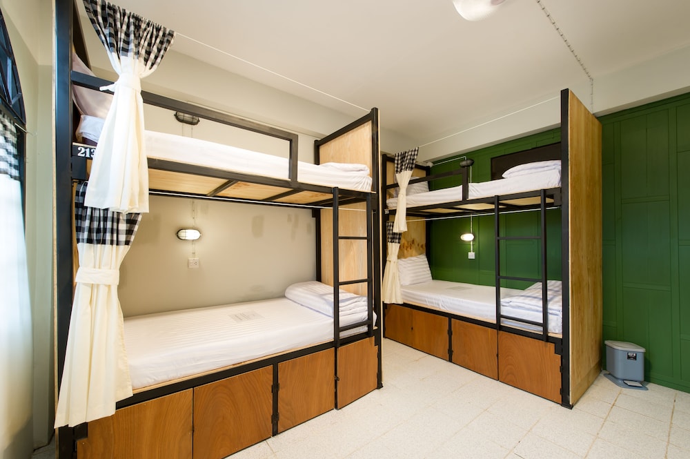 the neighbors hostel adults only