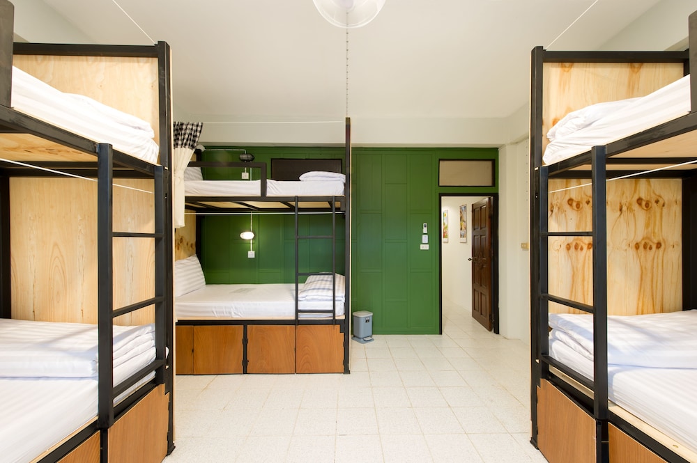 the neighbors hostel adults only