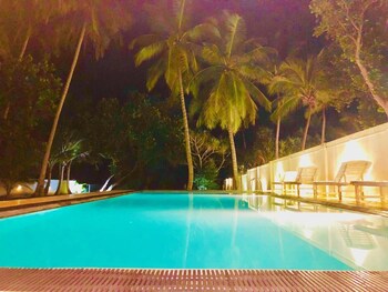 mawella beach resort