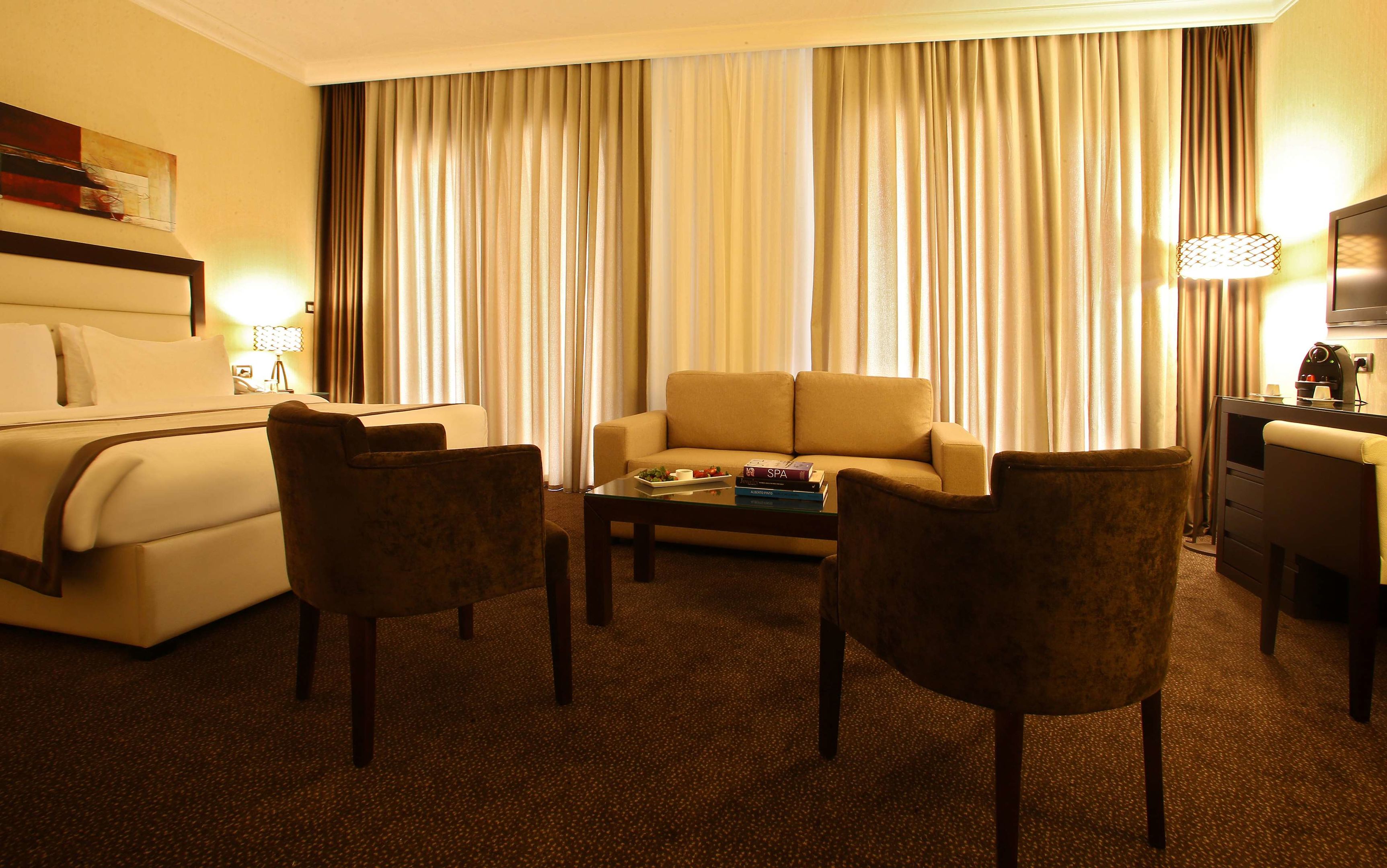 lancaster hotel raouche