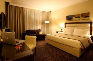 lancaster hotel raouche
