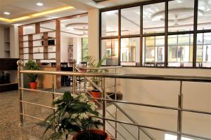 Twin Spring,Kalimpong>>Gangtok,3 star