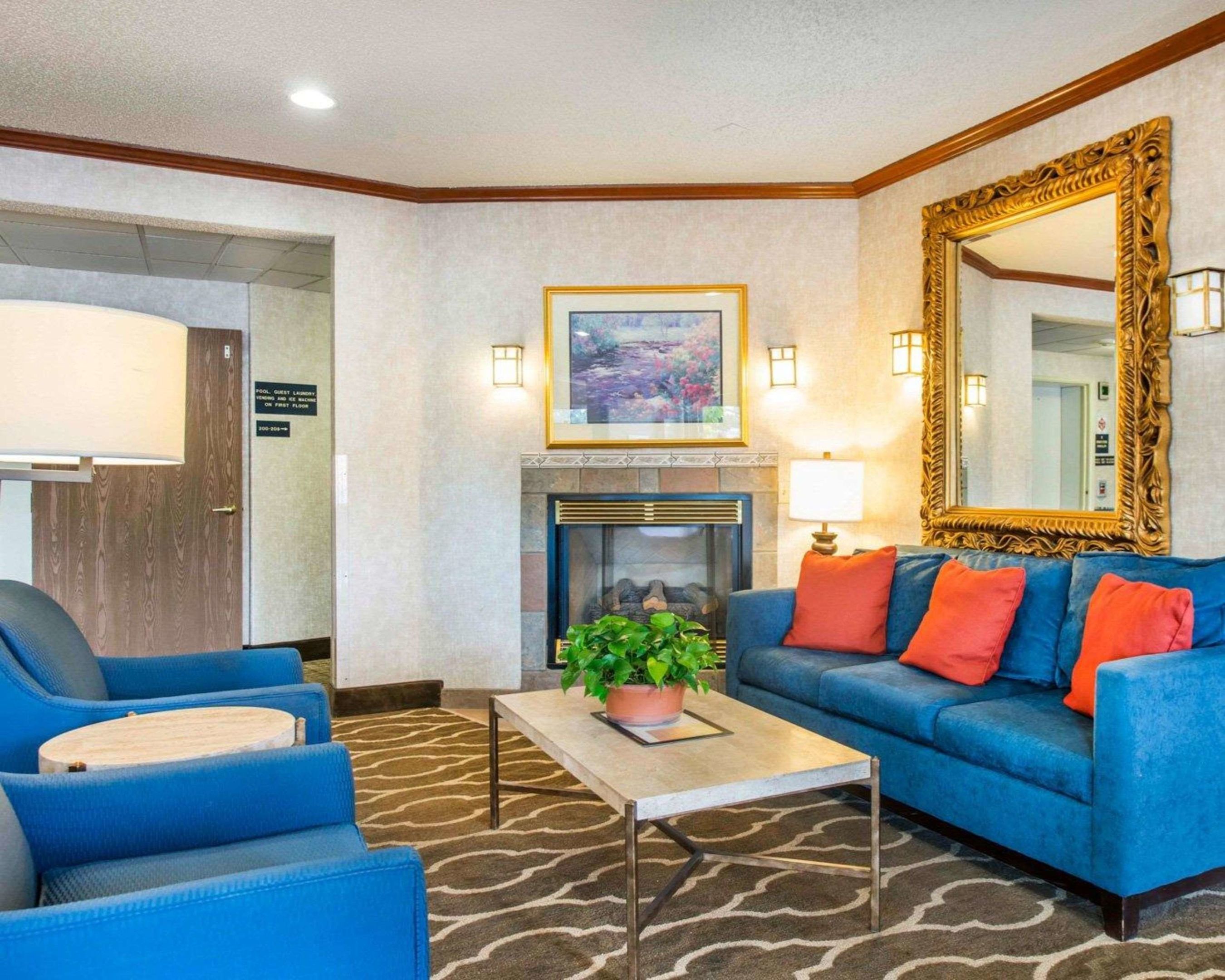 comfort inn north air force academy area