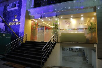 ostin viceroy grand