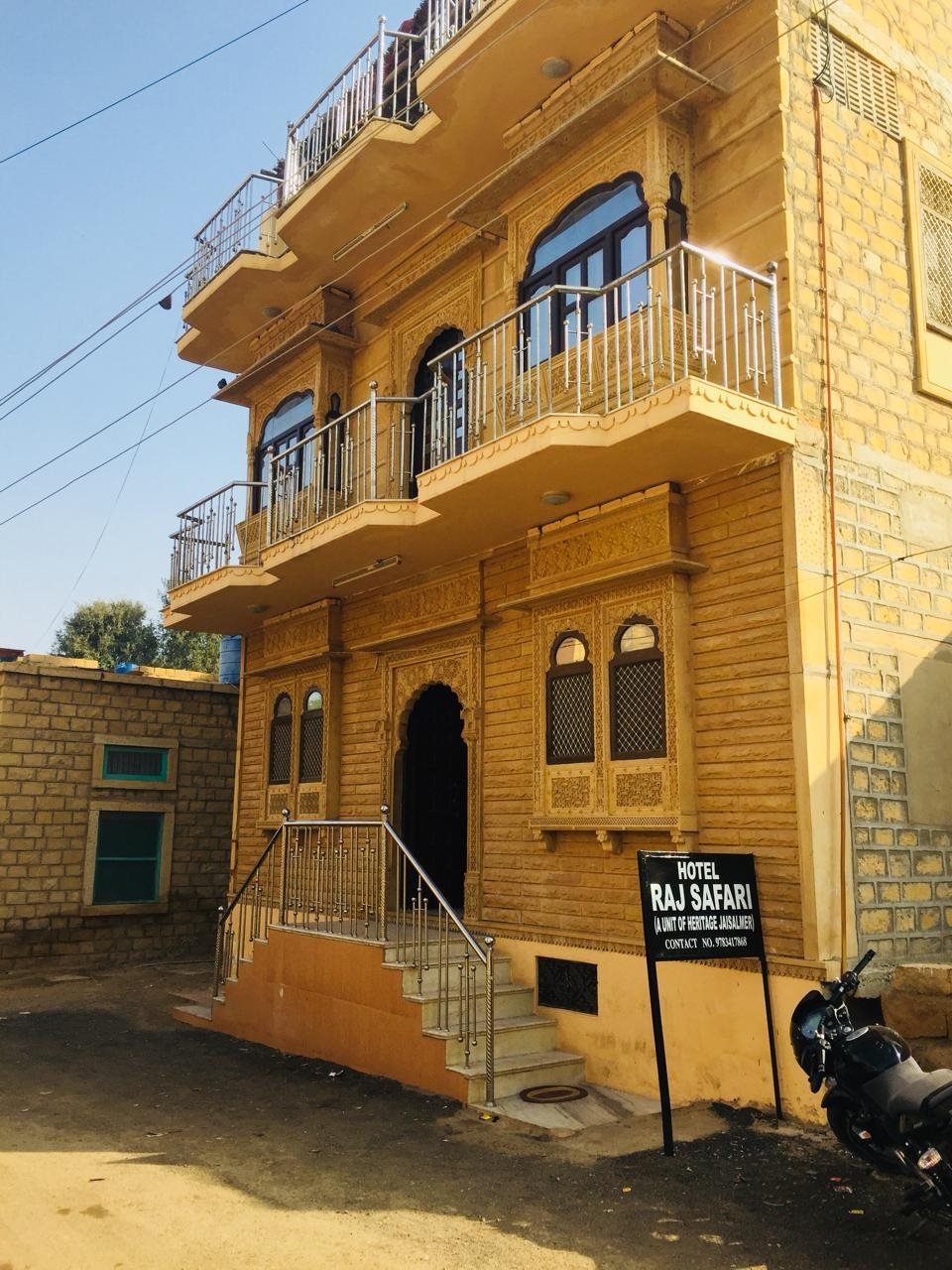 raj safari desert camp