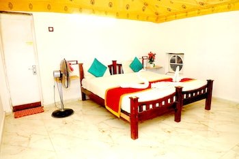 Sheesh Mahal Desert Camp,Sam,3 star