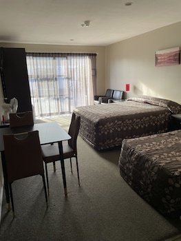 58 on cron motel
