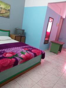 Kurinji House,Perumalmalai>>Kodaikanal,3 star