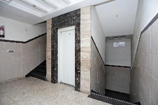 Hotel Royal Galaxy,Oyo 3233 Hotel Royal Galaxy Is Perfectly Located For Both Business And Leisure Guests In Kanpur. Bot,3 star