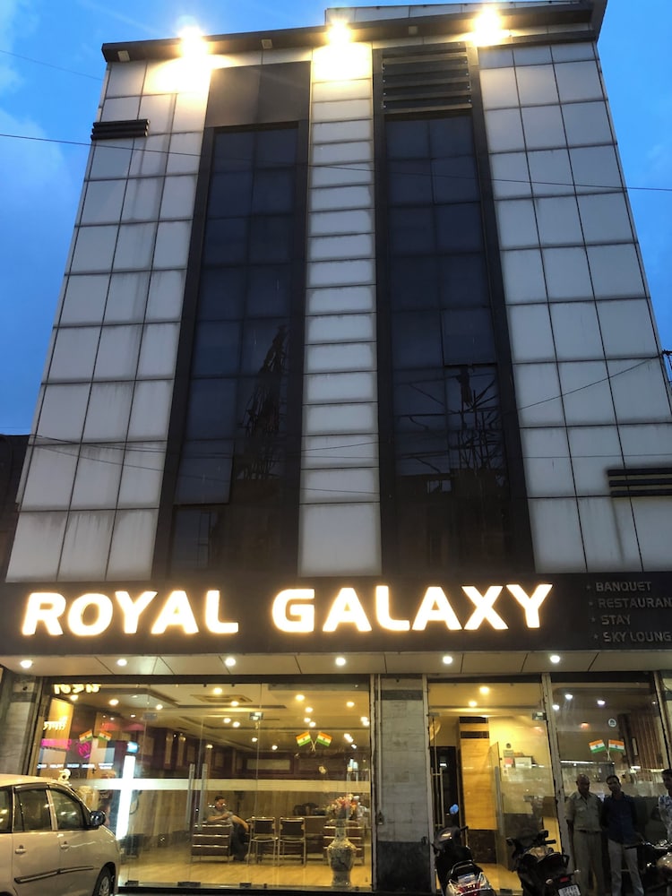 hotel royal galaxy