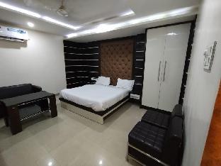 hotel royal galaxy