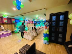 hotel royal galaxy