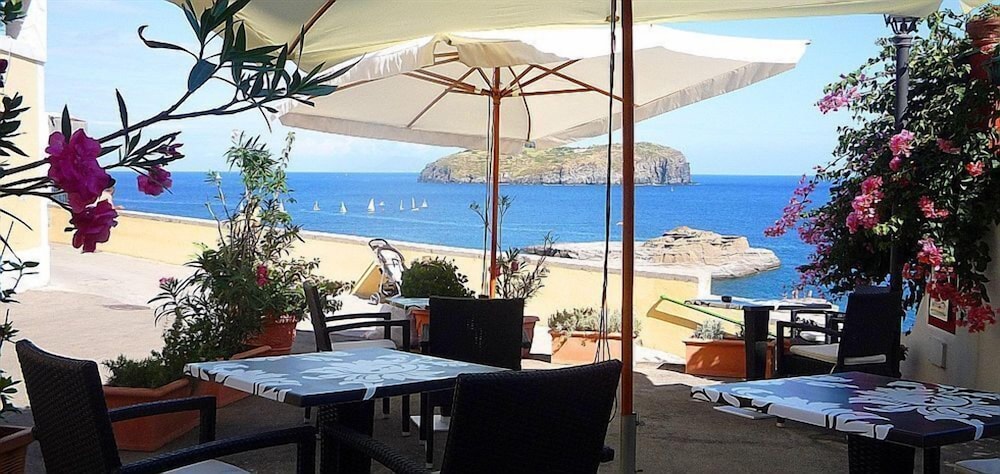 hotel villa iulia