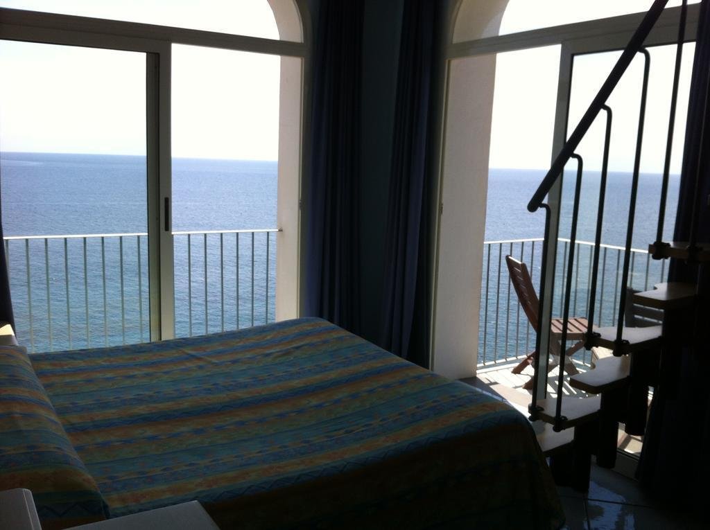 Hotel Villa Iulia,Ischia>>Forio,3 star