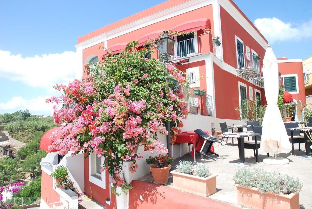 Hotel Villa Iulia,Ischia>>Forio,3 star