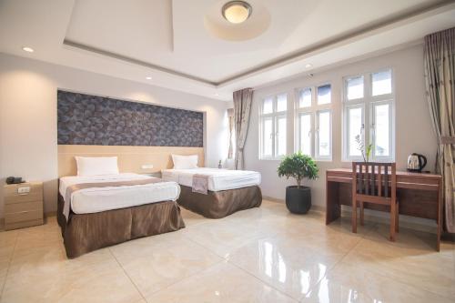 bin bin hotel 3 near sc vivo city d7