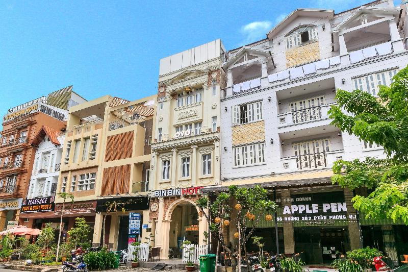 Bin Bin Hotel 3 - Near Sc Vivo City D7,58 Duong So 2, Tan Phong, Quan 7,2 star