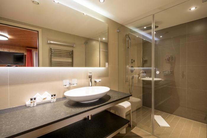 hotel kreuz and post