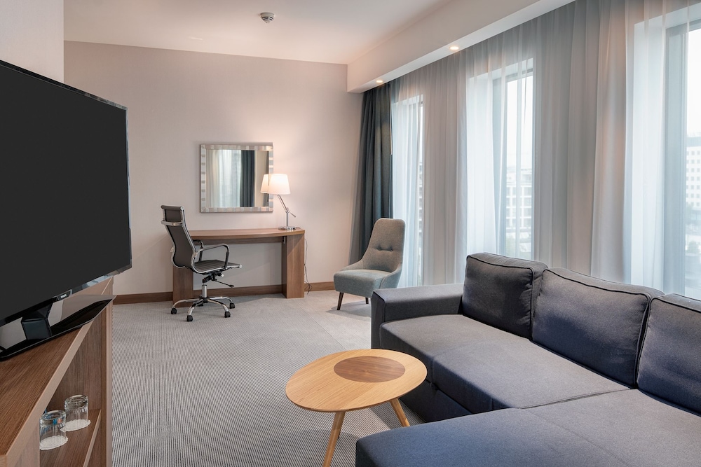 hampton by hilton warsaw mokotow
