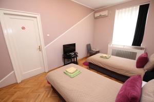 hostel fine belgrade