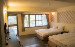 ayawan hot spring resort