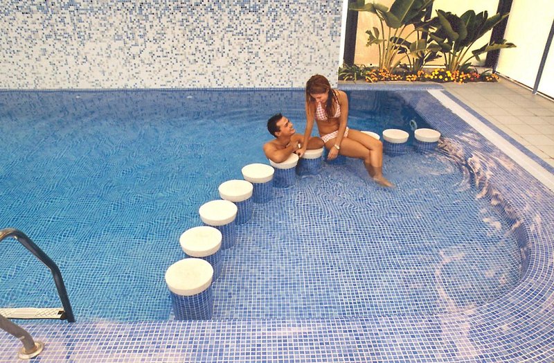 hotel rh riviera recommended for adults