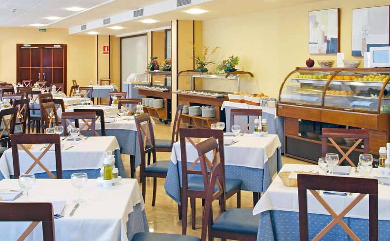 hotel rh riviera recommended for adults