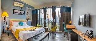 aura corporate suites