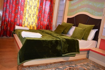 Rigzin Nest Cottage By Royal Collection,New Manali>>Manali,2 star