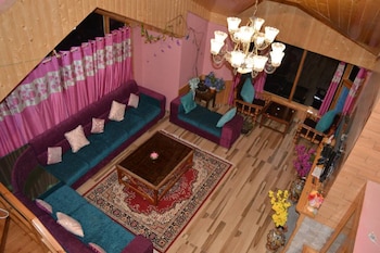 Rigzin Nest Cottage By Royal Collection,New Manali>>Manali,2 star