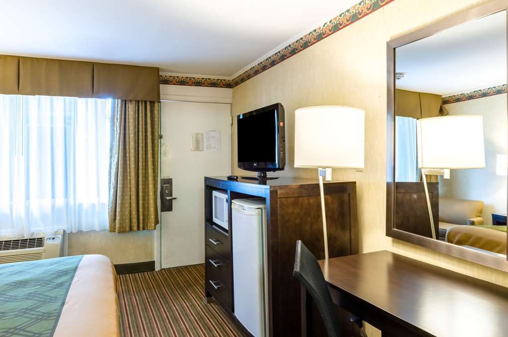 econo lodge