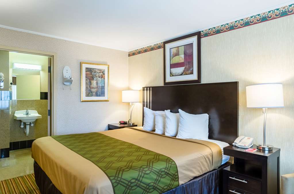 econo lodge