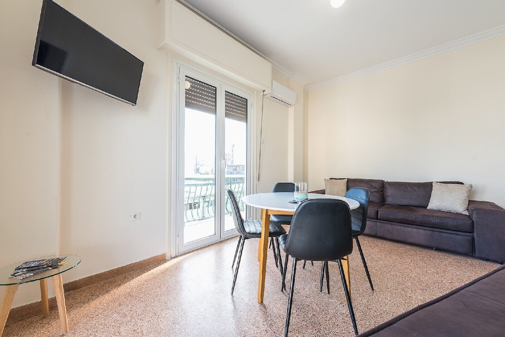 super paradise apartments