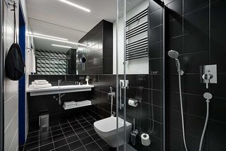 bank hotel