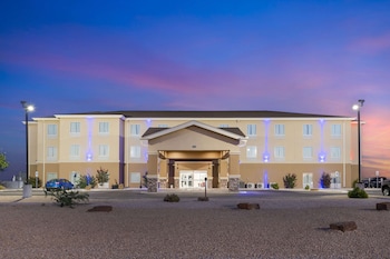 quality inn and suites carlsbad caverns area